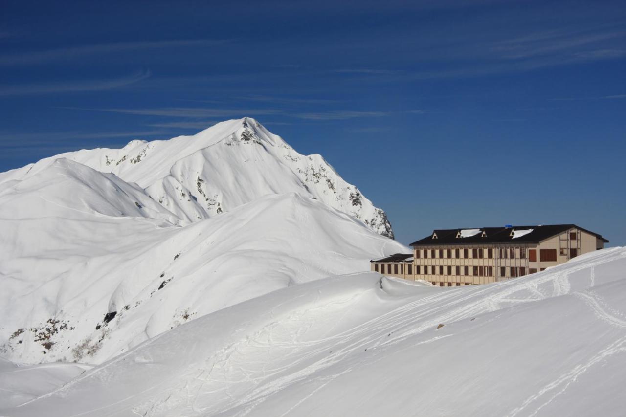 Hotel Raichoso à Kurobe Extérieur photo